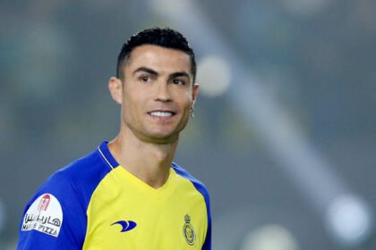 Ronaldo é o 1º jogador de futebol bilionário da história